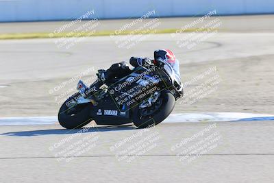 media/Jan-20-2023-Fastrack Riders (Fri) [[f2ad32aba3]]/Private/session 5 turn 13/
